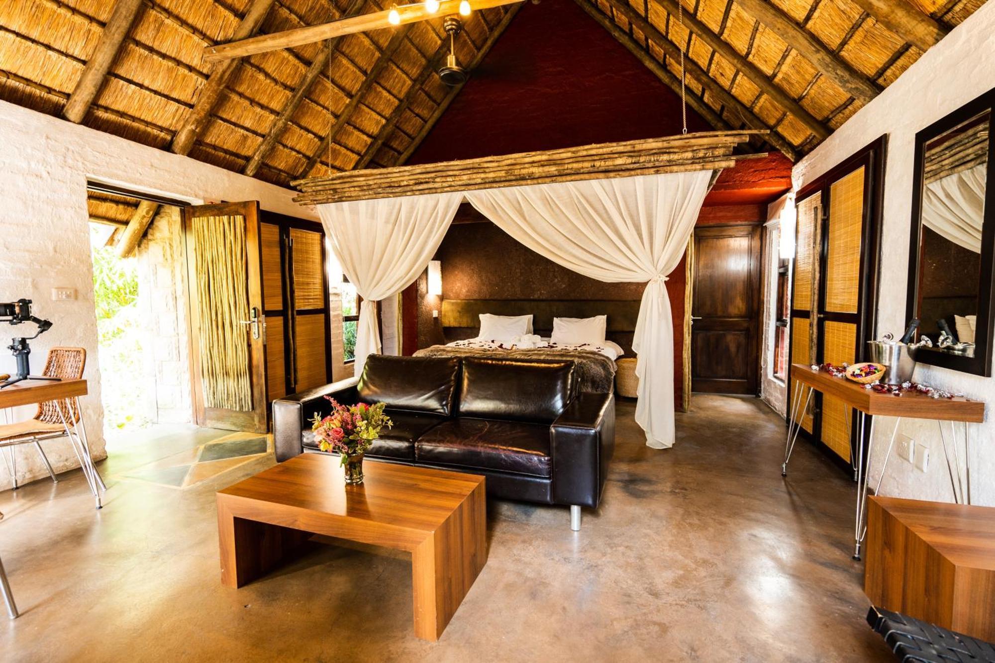 Hakunamatata Lodge & Health Spa/ Wedding & Conference Venue Малдерсдрифт Екстер'єр фото